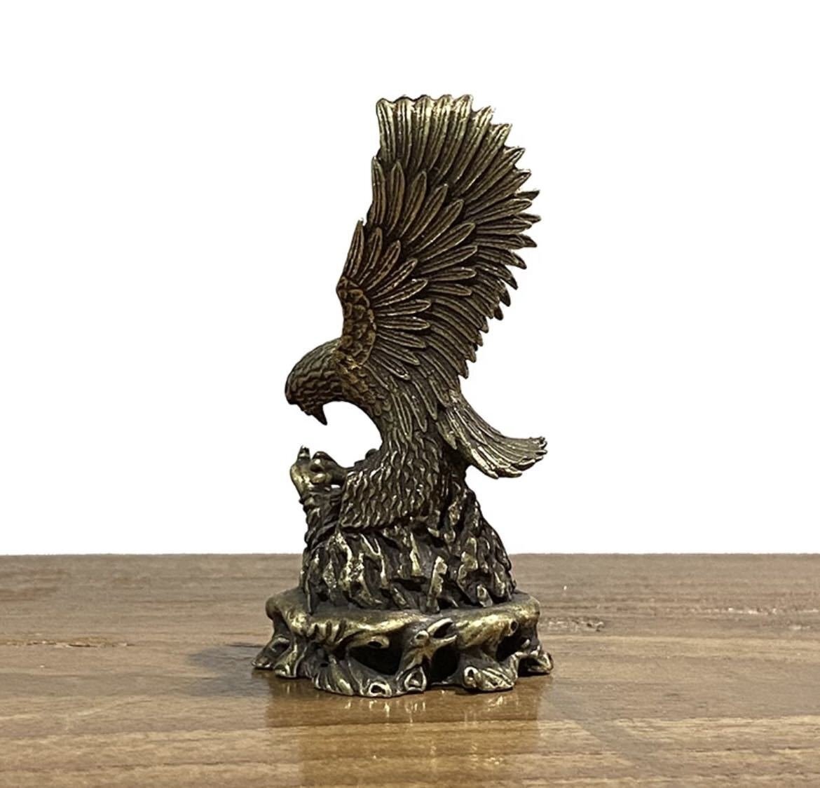 真鍮の鷲 ワシ 小物 装飾 ミニチュア 銅 雑貨 真鍮 クール 鷲 ホーク インテリア アンティーク 置物_画像6