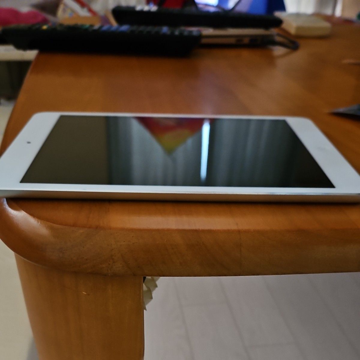iPad mini 　第1世代　16GB　ホワイト＆シルバーWi-Fi モデル　Apple