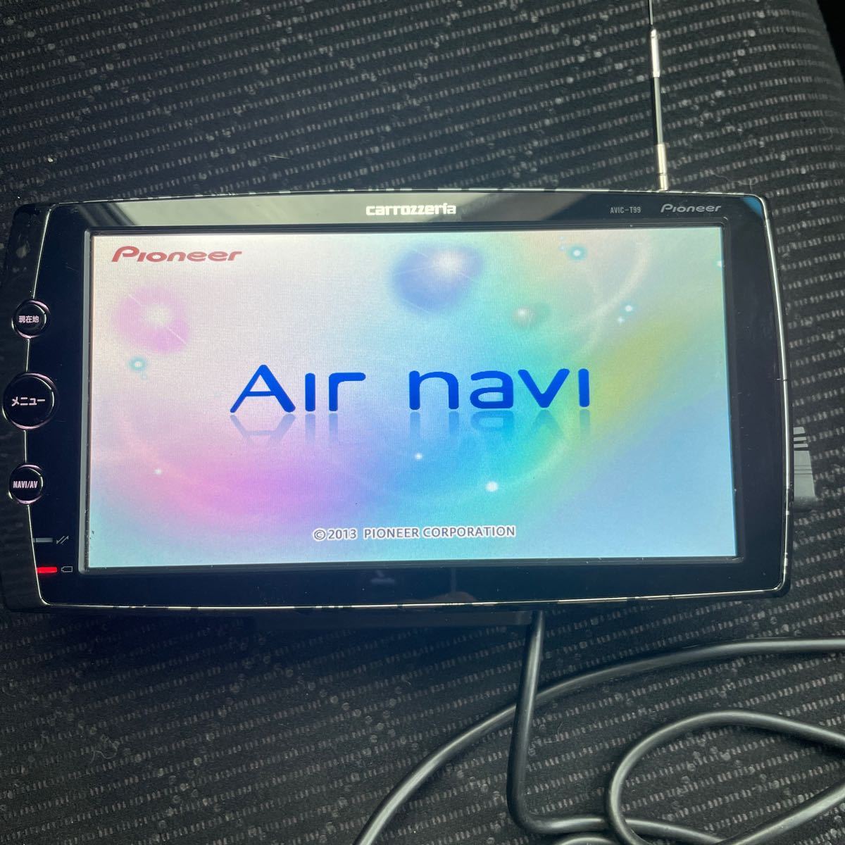 パイオニア カロッツェリア AIR NAVI AVIC-T99 ポータブルナビ 7V型ワイドVGAモニター ワンセグ 2013年地図データ_画像1