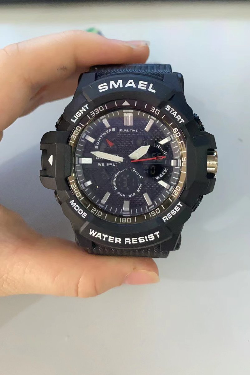 最落なし！海外人気ブランド SMAEL メンズ高品質腕時計 防水 アナログ&デジタル_画像1