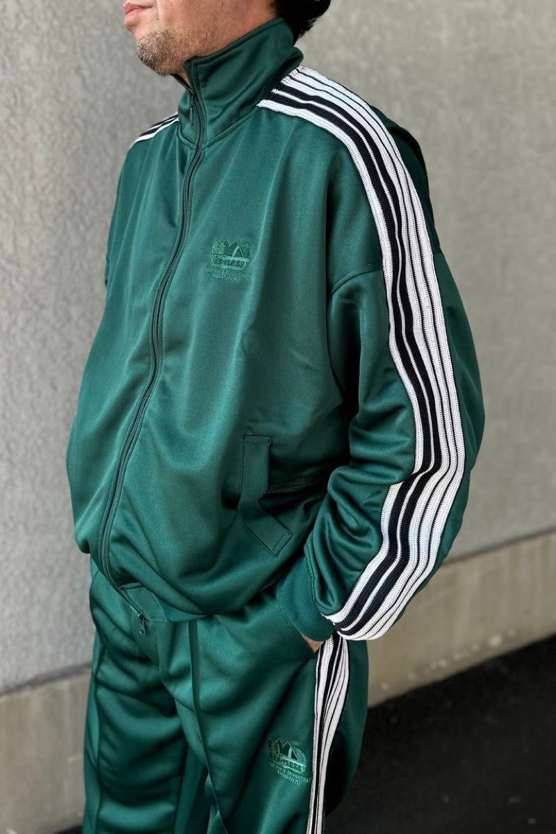 is-ness TRACK JACKET 23aw|Yahoo!フリマ(旧PayPayフリマ) is-ness TRACK JACKET 23aw|Yahoo!フリマ(旧PayPayフリマ)