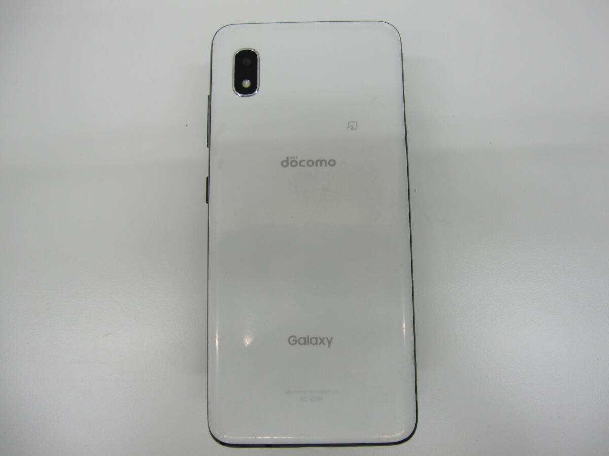 スマホ祭 docomo ギャラクシー A20 SC-02M 32GB 判定〇 初期化済み Samsung Galaxy サムスン 傷有 使用品 自宅保管品_画像3