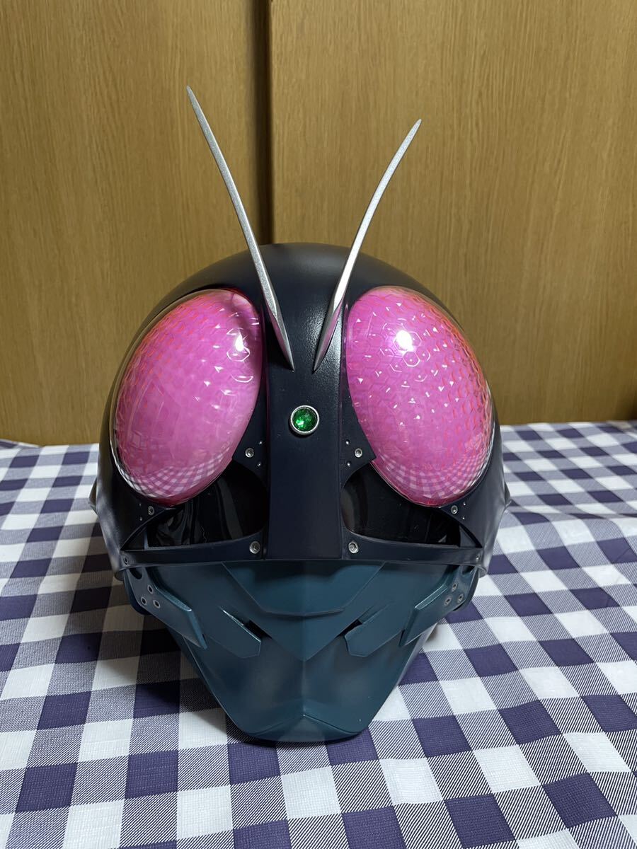 仮面ライダー一号　発光マスク　レプリカ_画像1