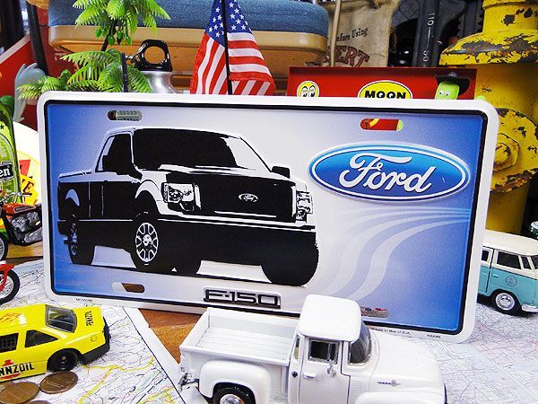 フォード　F-150トラック　ライセンスプレート アメリカ雑貨 アメリカン雑貨 インテリア 壁飾り おしゃれな雑貨屋さん
