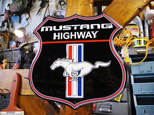  Mustang highway load автограф табличка America смешанные товары american смешанные товары 