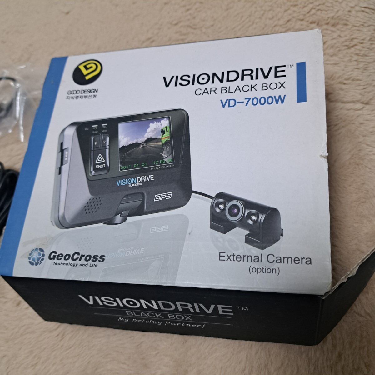 GPS機能付きドライブレコーダー VISIONDRICE VD―7000Wの画像1