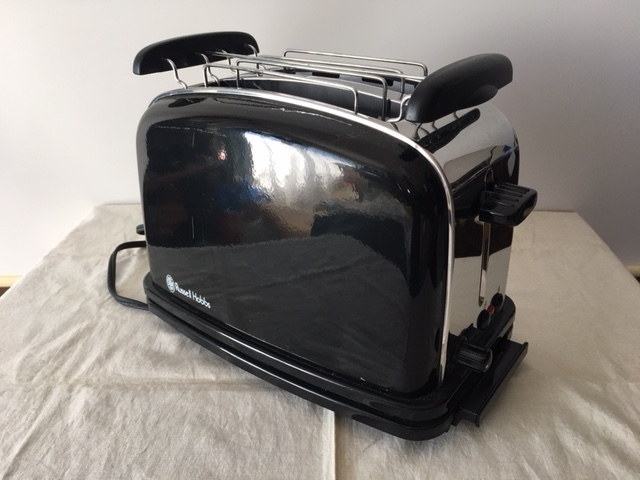 ☆Russell Hobbs☆ラッセルホブス☆トースター☆ 展示未使用品 ☆_ラッセルホブス　トースターの出品です。