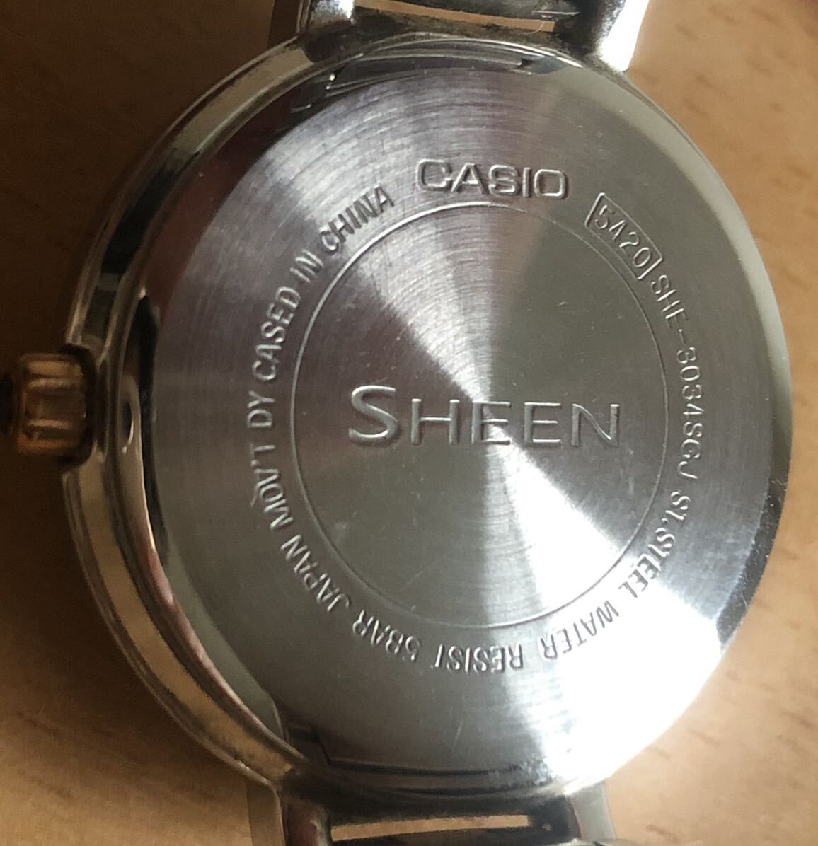 252-0500 CASIO カシオ　SHEEN シーン　メンズ　レディース　腕時計 金属ベルト　クオーツ　SHE-3034SGJ 電池切れ　動作未確認_画像6
