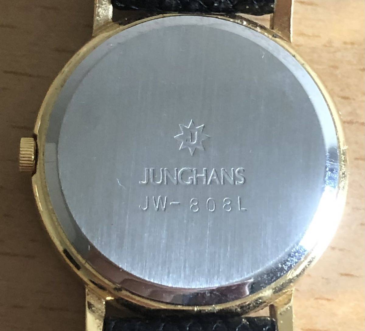 231-0067 JUNGHANS ユンハンス　レディース腕時計　革ベルト　クオーツ　黒　ブラック　JW-808L 電池切れ 動作未確認_画像4