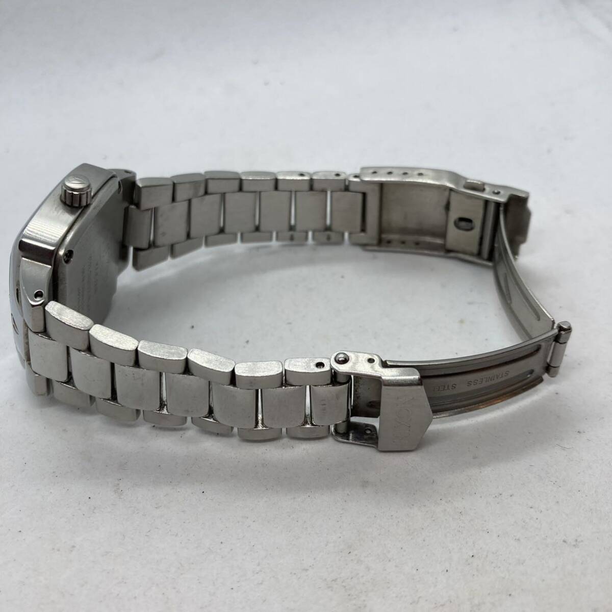 257-0083 NIXON ニクソン 腕時計 金属ベルト 電池切れ 動作未確認の画像6