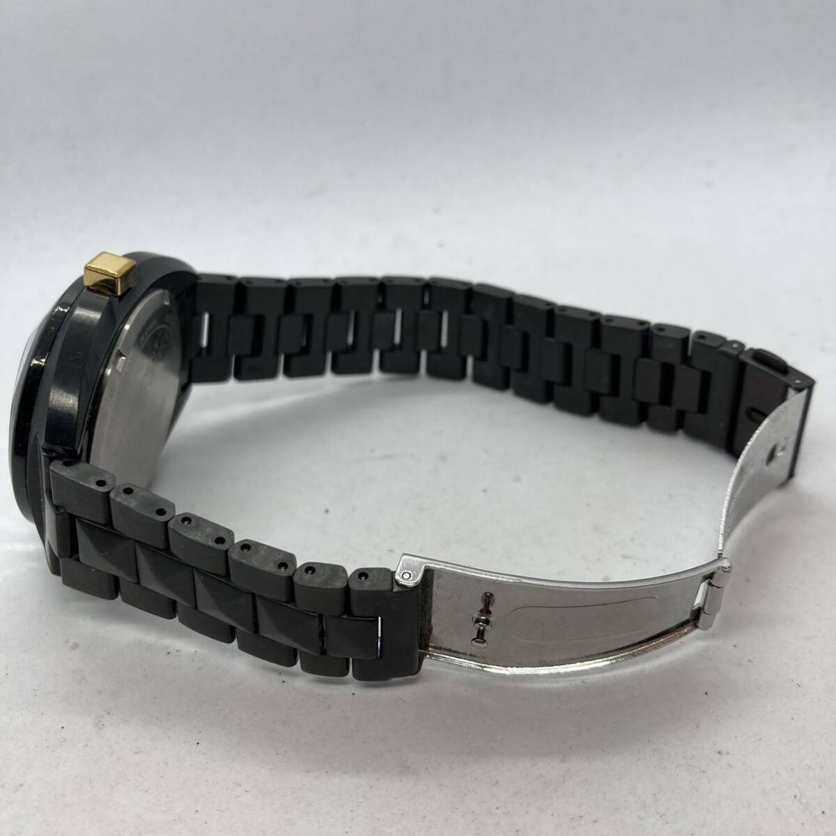 257-0435 INDEPENDENT 腕時計 金属ベルト ブラック 稼働品_画像5