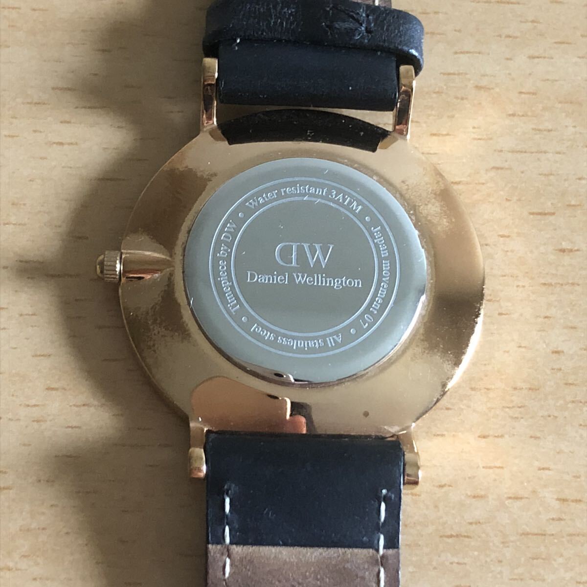 259-0234 Daniel Wellington ダニエルウェリントン レディース 腕時計 革ベルト クオーツ 黒 ブラック 電池切れ 動作未確認の画像6