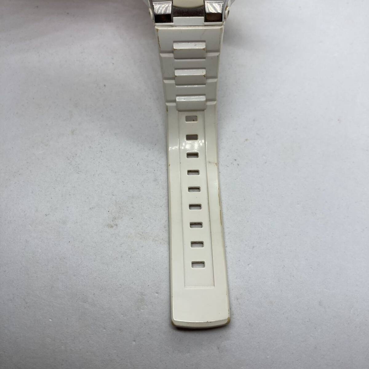 264-0355 CASIO Baby-G 腕時計 ラバーベルト ホワイト 稼働品_画像7