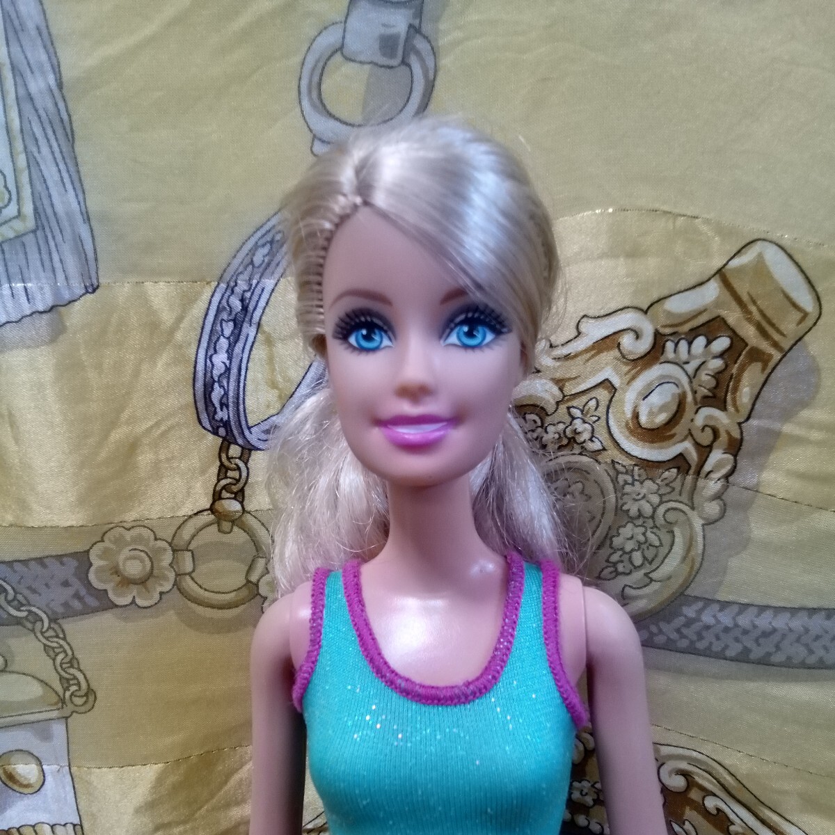 マテル Barbie 2010マテル Barbie衣装ミニワンピースの画像2