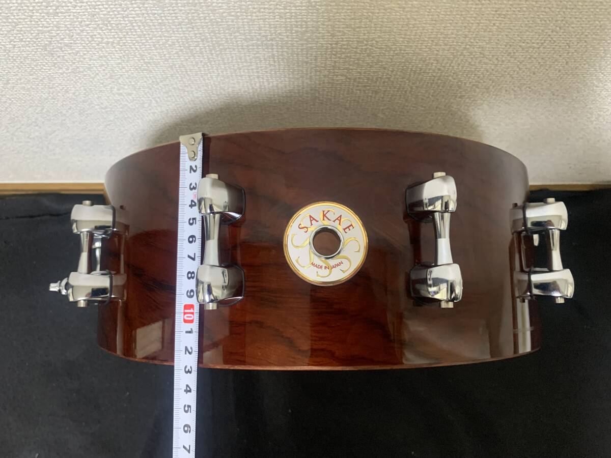  бесплатная доставка состояние хорошо SAKAE DRUMS Bubinga SD1450BV с футляром Sakae все b ведро ga малый барабан yamaha dw