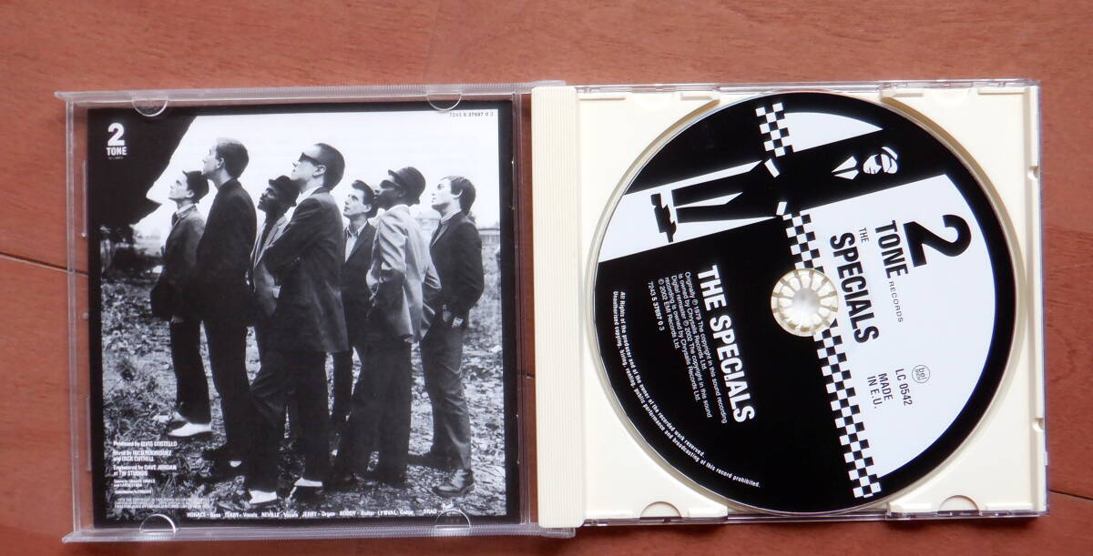 580 最終出品 CD THE SPECIALS スカ 洋楽 スペシャルズ SKA UK_画像2