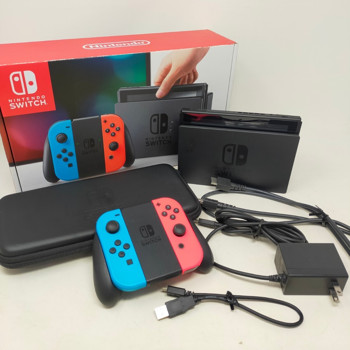 Nintendo Switch ニンテンドースイッチ Joy-con L/R ネオンブルー ネオンレッド HAC-S-KABAA JPN ケース付き 任天堂 ゲーム機本体　 S