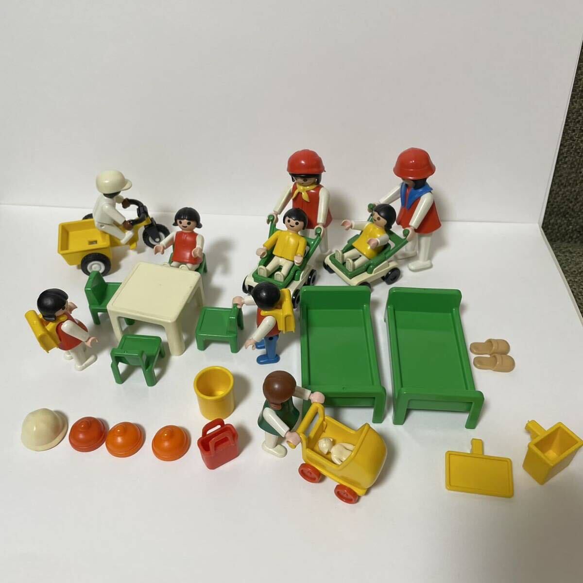 プレイモービル ヴィンテージ まとめセット playmobil 90年代初期 遊園地 公園 教室 アイスクリーム屋さん 他 中古 現状品 ニワトリ ヒヨコの画像4