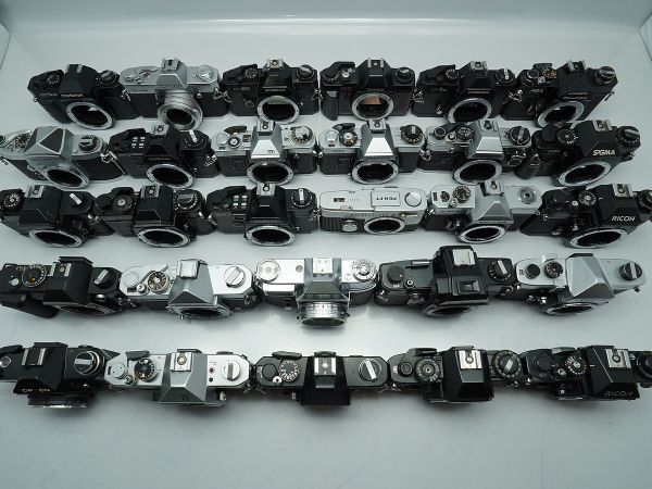 ★MF一眼など★TOPCON/COSINA/CHINON/MIRANDA/RICOH/FUJICA/OLYMPUS/ 等 計:28点まとめ【ジャンク品】29728_この写真にあるものが全て