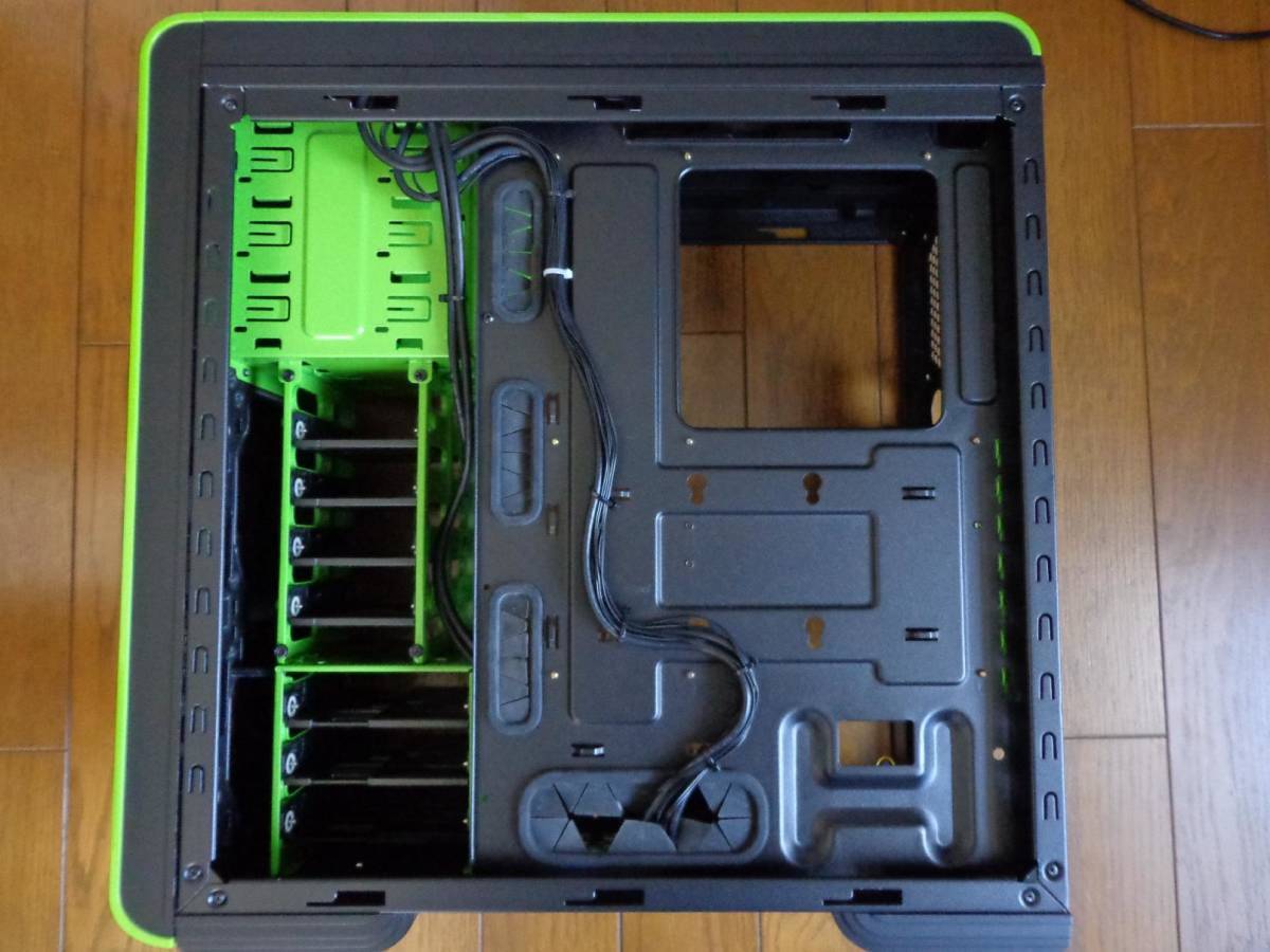 Cooler Master CM690Ⅲ GREEN 緑 PCケース ミドルタワー（おまけ付）_画像3