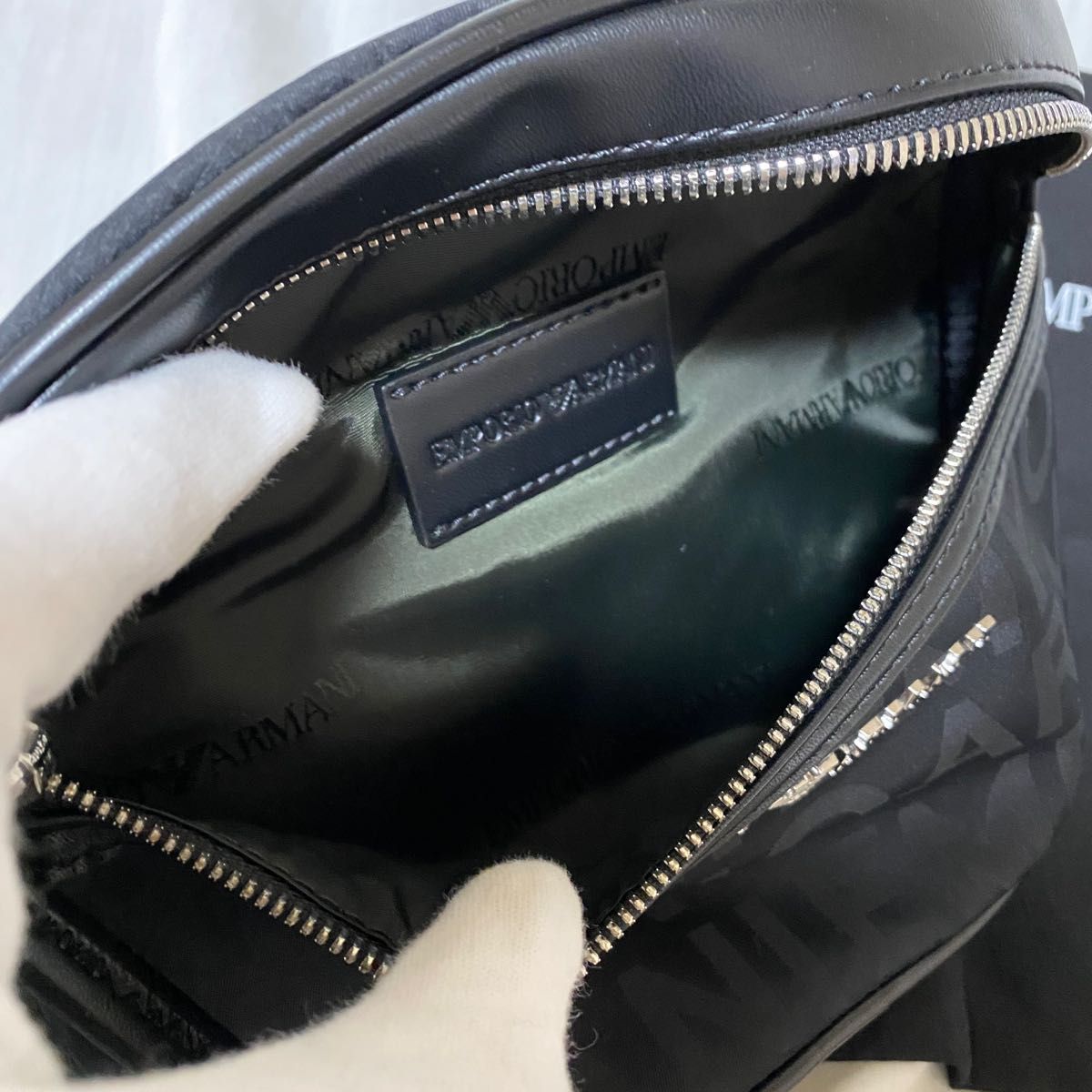 新品 本物 正規品 エンポリオアルマーニ メンズ ボディバッグ ベルトバッグ 黒