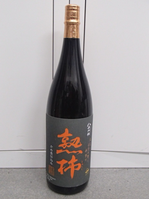 ＃59713 【未開栓】 八千代伝 熟柿 1800ml 25％ 本格焼酎 芋焼酎_画像1