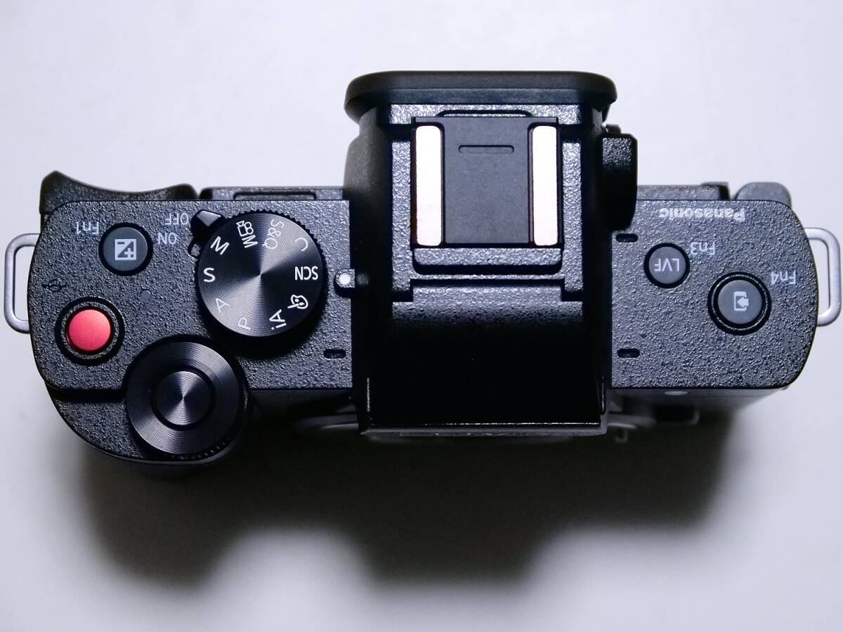 即決】LUMIX G100D (LUMIX G VARIO 12-32mm欠品) - パナソニック 即決】LUMIX G100D (LUMIX G VARIO 12-32mm欠品) - パナソニック