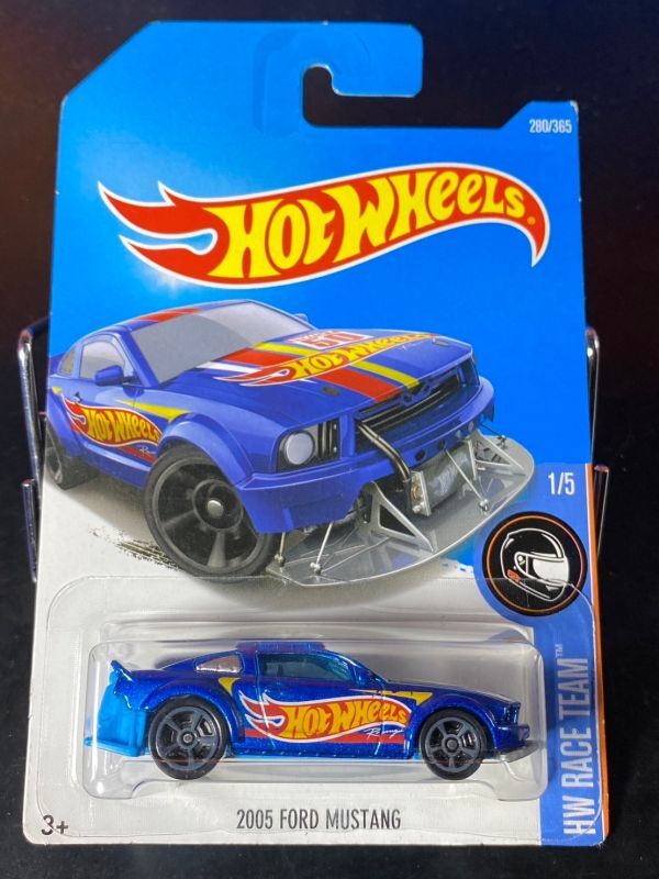 ホットウィール HOTWHEELS 2005 FORD MUSTANG フォード マスタング HW RACE TEAMの画像1