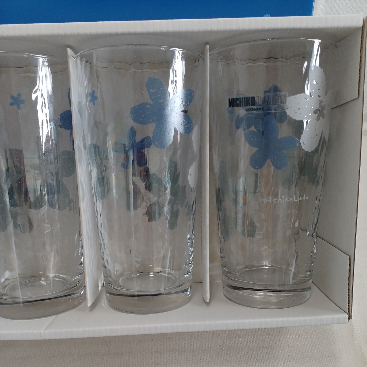 MICHIKO LONDON コシノミチコ　ブルーフラワータンブラー　ビッグタンブラー　5個セット　 花柄 グラス　コップ　 食器 長期保管_画像5