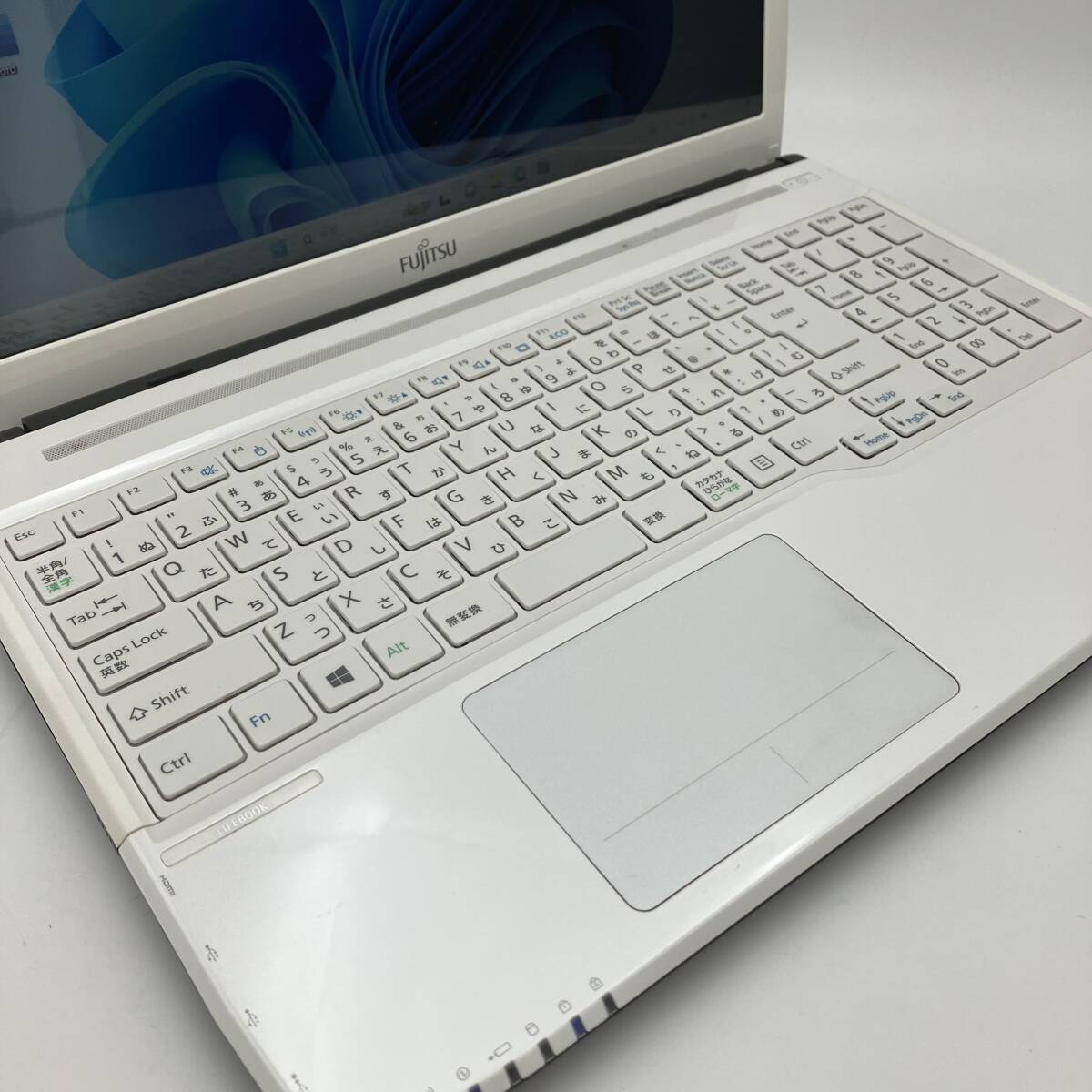 Windows11Pro☆高速i7【新品メモリ16GB/爆速新品SSD512GB/Core i7-3.30GHz】Office2019 H&B/Blu-ray/Bluetooth/人気富士通ノートパソコン_画像5