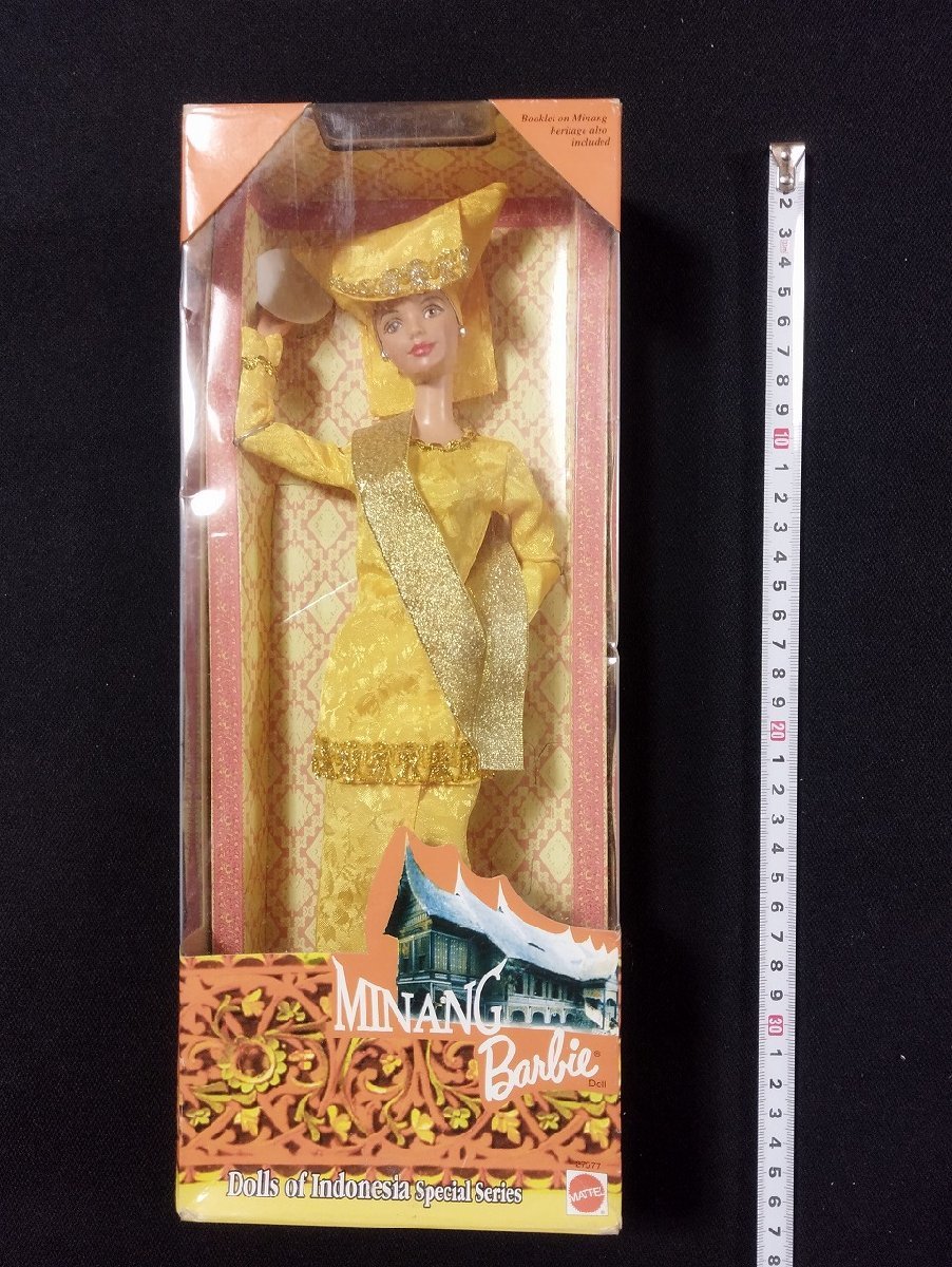 ｐ▼6　【未開封】　MINANG Barbie 　DOLLS OF INDONESIA SPESIAL SERIES　民族衣装　バービー　人形 　インドネシア　MATTEL社　/B01上_画像1