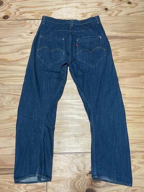 LEVI'S Redリーバイス レッド★1st COMFORTファースト コンフォート★2001★立体裁断デニム★希少ブルーライン★サイズ32_画像2