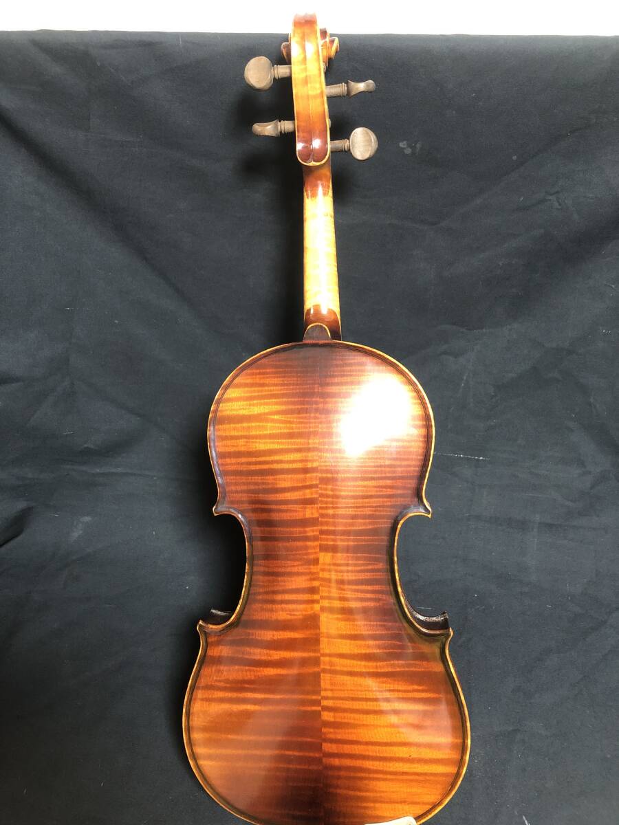 【中古年代物ジャンク品】 SUZUKI VIOLIN CO.,LTD. NAGOYA JAPAN size 4 /4 NO 19 虎モク1960 スズキ バイオリン 本体_画像2