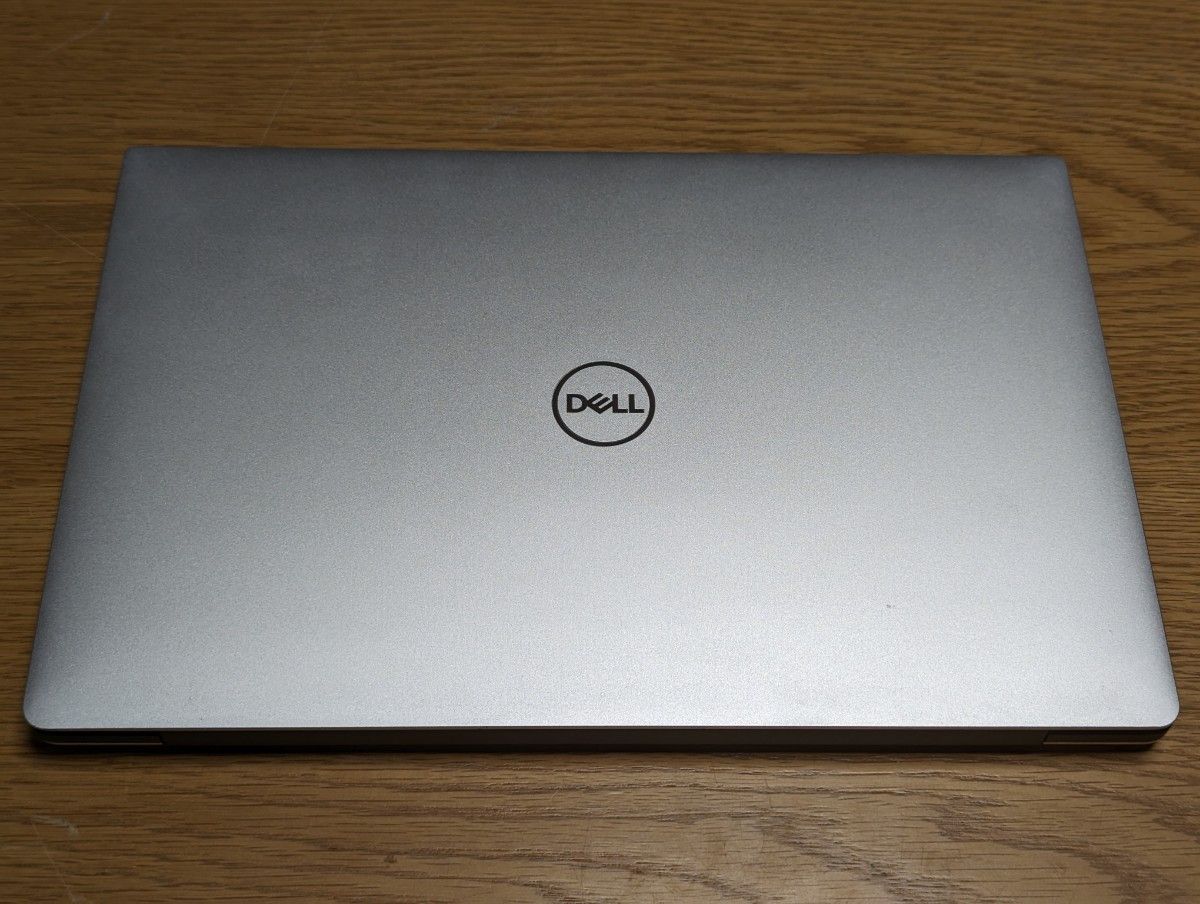 DELL XPS 13(7390) i3 10110U 4GB 1TB WiFi6 