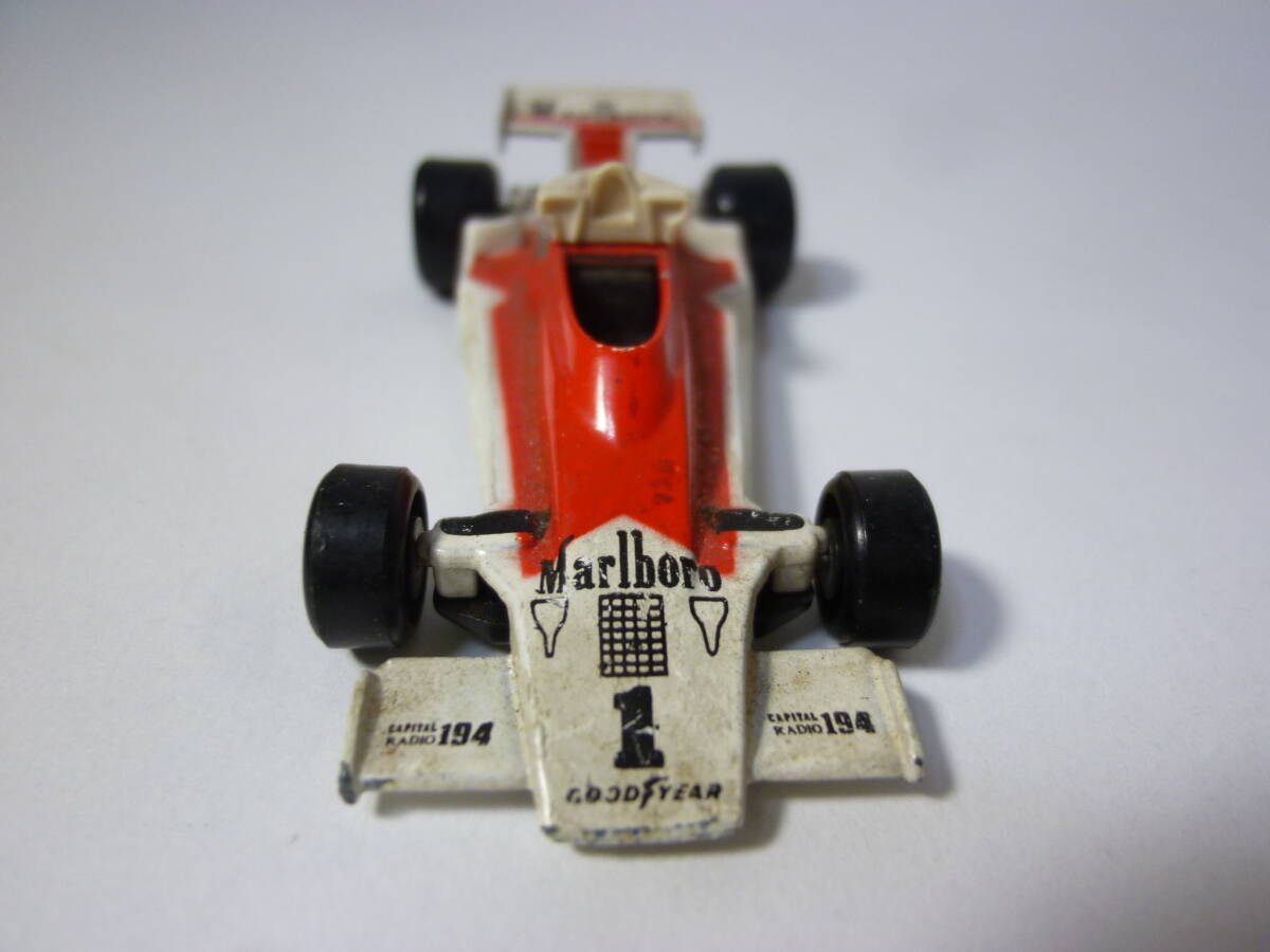 1円~★tomica No.F39 S=1/56 McRAREN M26 FODO フォード マクラレン F1レーシングカー 日本製 ミニカー 中古の画像4