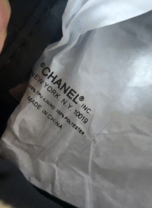 〈新品・未使用品〉CHANEL　シャネル　ノベルティ　ポーチ　コスメポーチ　ブラック　箱なし