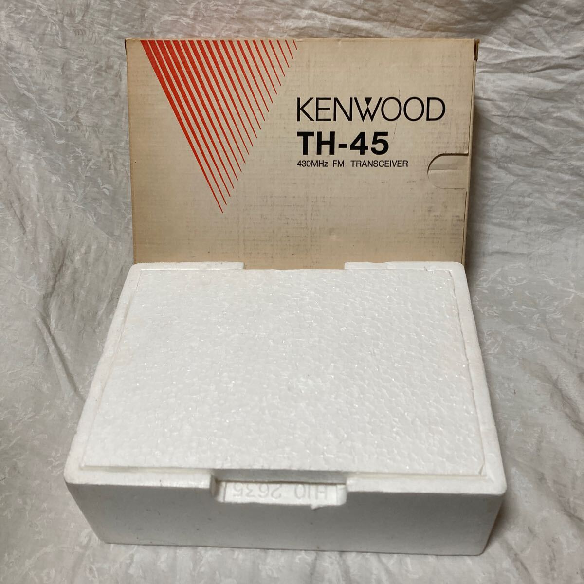 希少 レア 未使用 KENWOOD ケンウッド トランシーバー TH-45 430MHz FM ハンディトランシーバー k99903_画像2