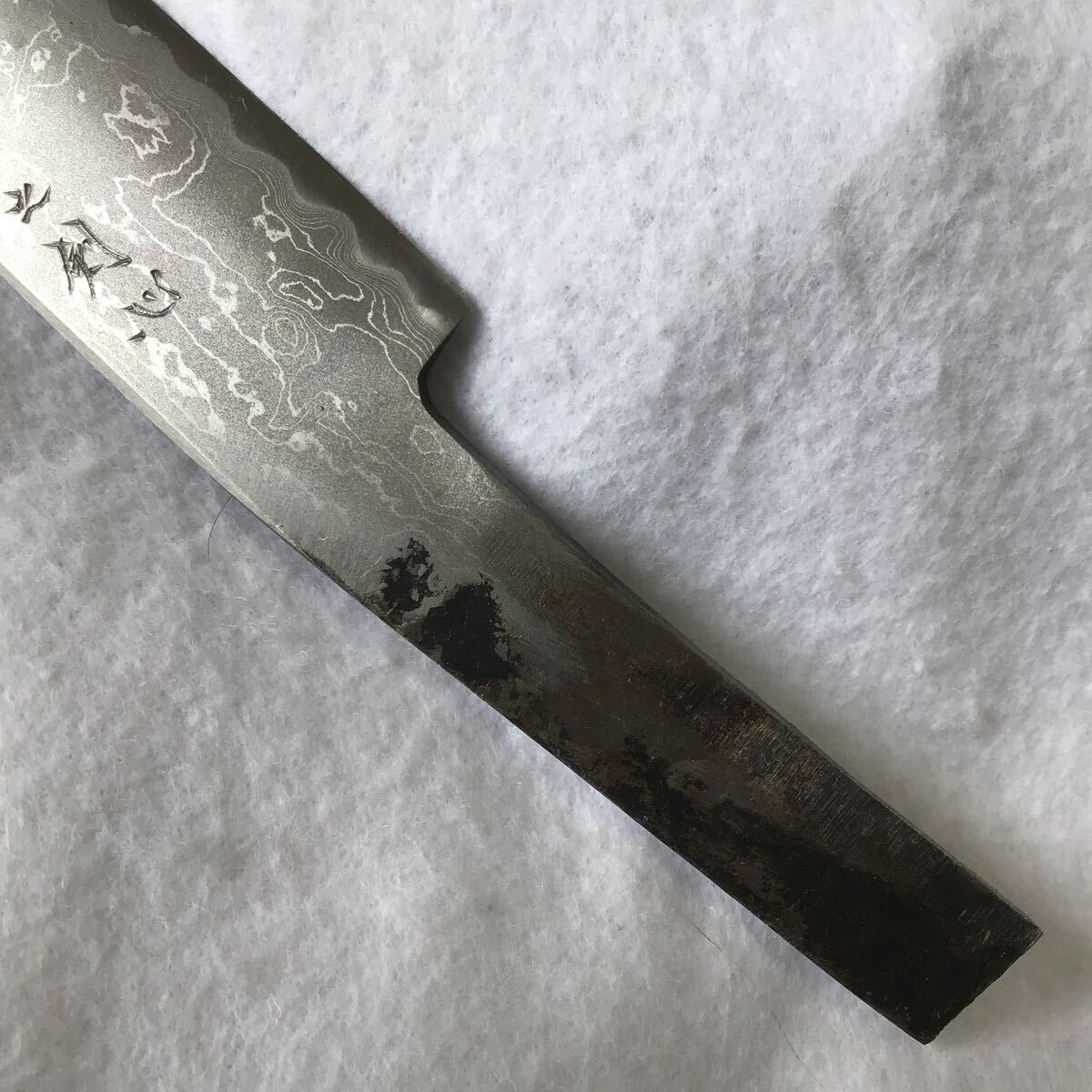 《新品 土佐打刃物》剣鉈別注品・白鋼ダマスカス（220mm）両刃剣鉈・営林署仕様・渓流釣り、狩猟 、猪解体、キャンプ 、アウトドアに!の画像4