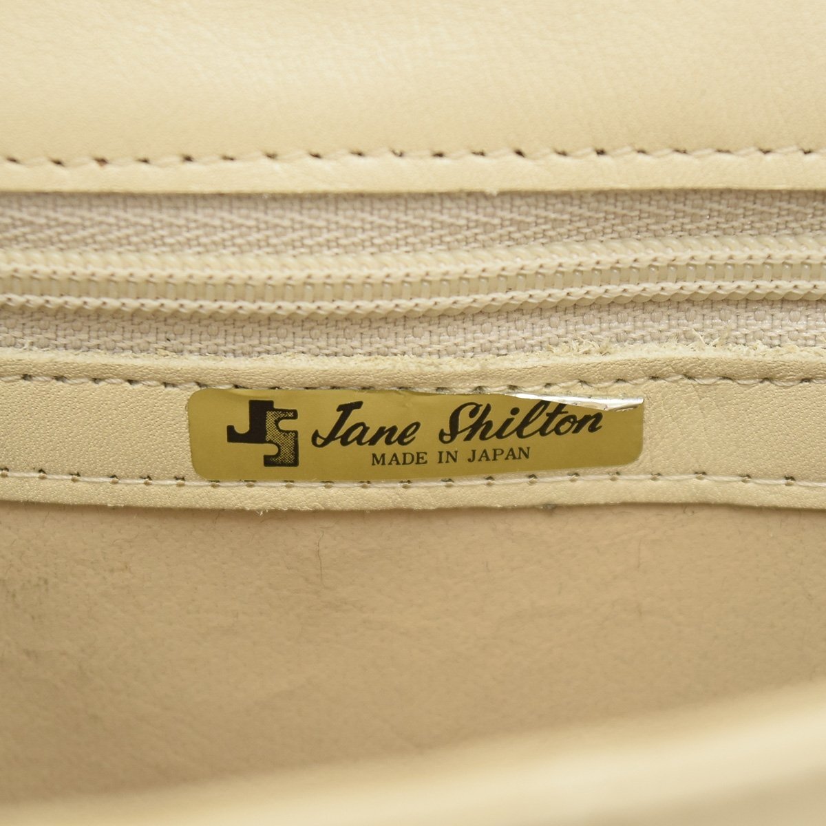 ◇476897 美品 Jane Shilton 2WAYショルダーバッグ クラッチバッグ リボン レザー 脱着チェーンショルダー レディース ベージュ_画像7