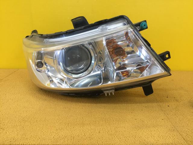 ワゴンRスティングレー CBA-MH23S 右ヘッドランプASSY コイト 100-59191 35120-70K60_画像1