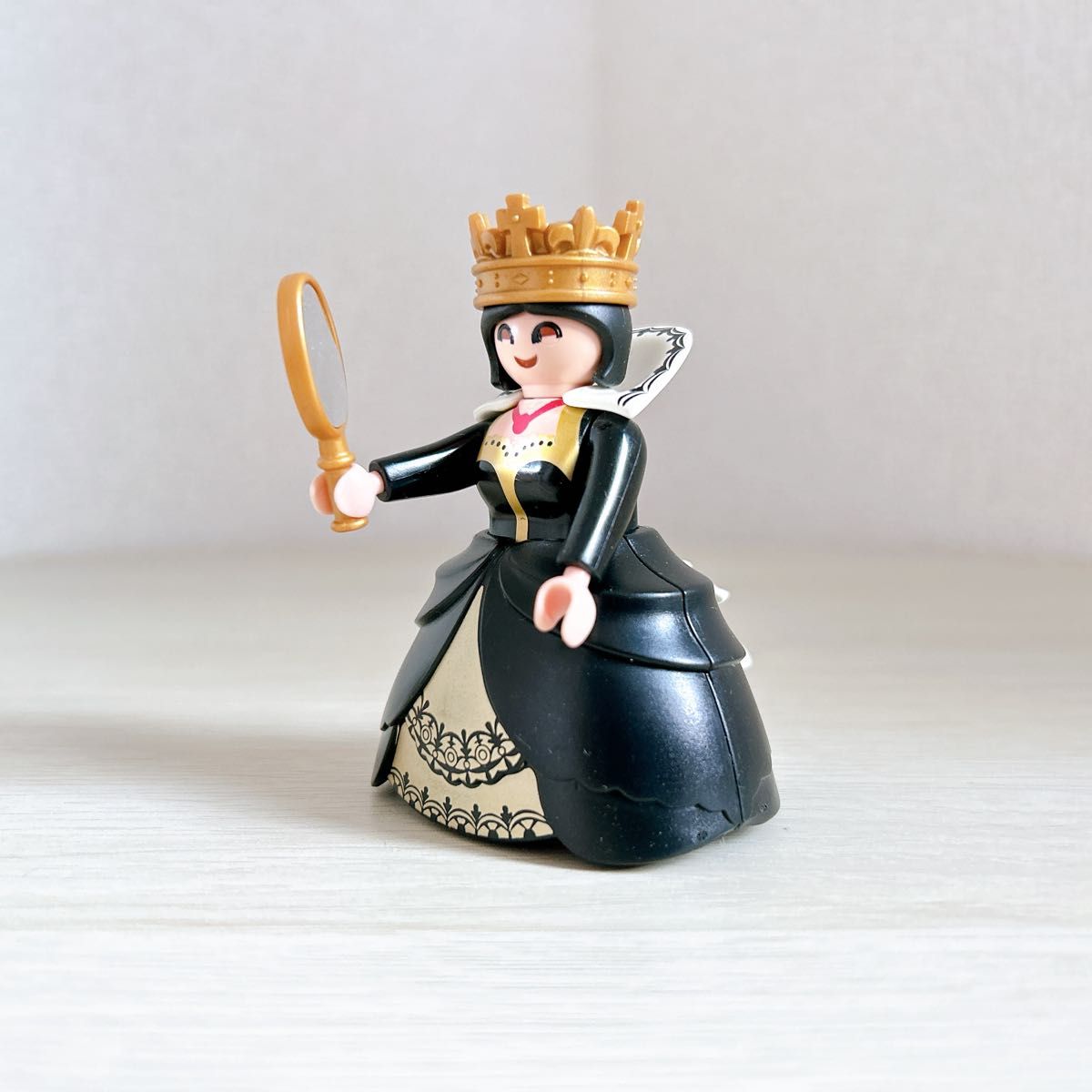 playmobil プレイモービル 黒ドレスの女王