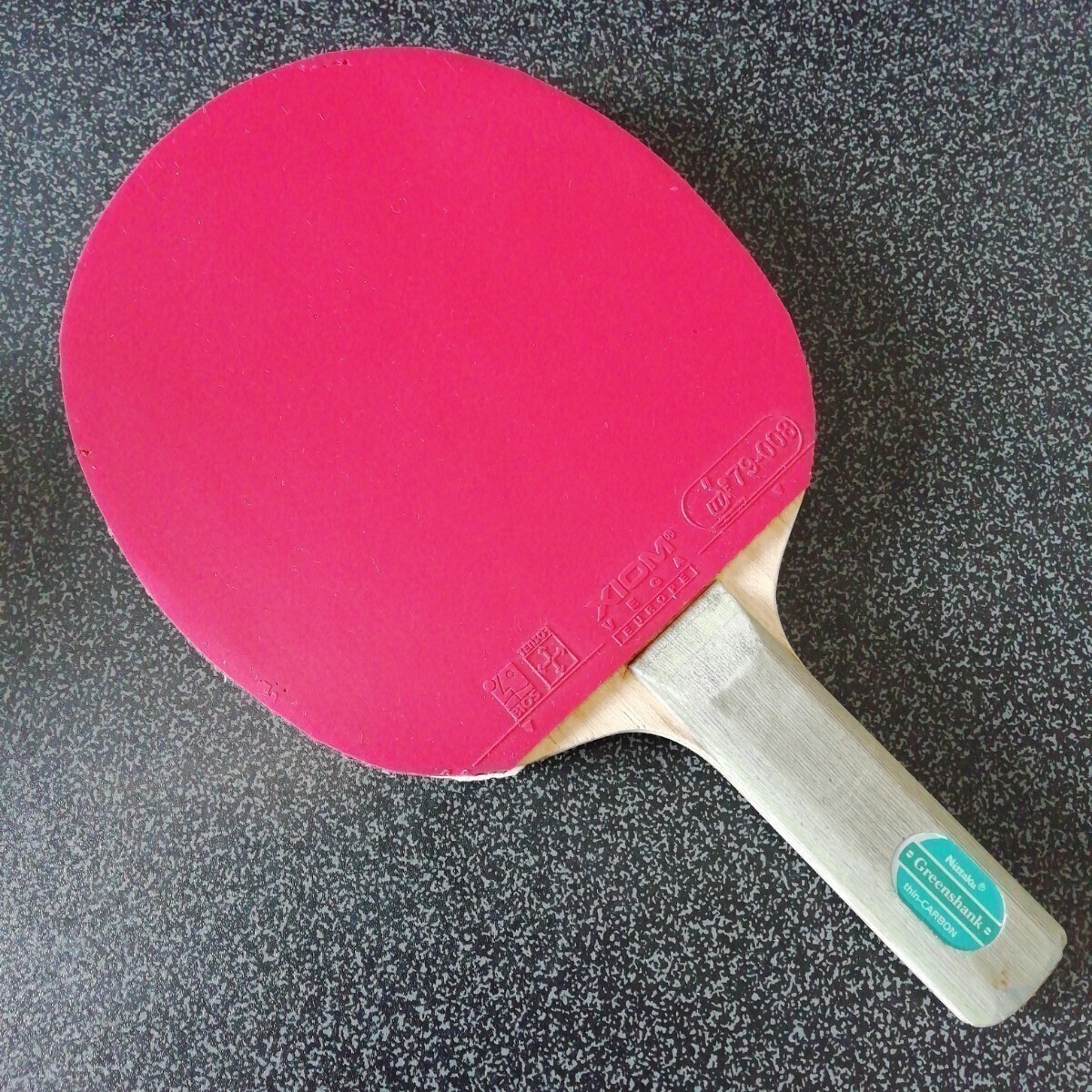 Настольный теннис Nittaku Racket Greenshank включает углерод. Высокопроизводительное натяжение резины Xiom и Nittaku