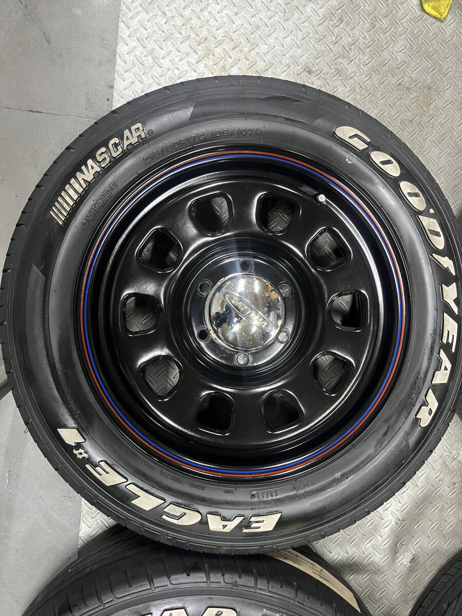 ☆珍しい１７インチ　デイトナホイール　ハイエースにて使用　215/60R17　ホワイトレター　GOOD　YEAR　　検索→キャラバン　ハイラックス_画像2