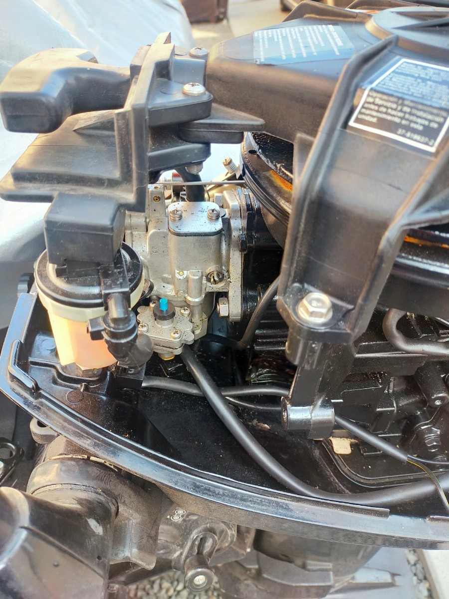 17500円 船外機 マーキュリー シープロ 多分9.9馬力 CDI付き 17500円 船外機 マーキュリー シープロ 多分9.9馬力 CDI付き