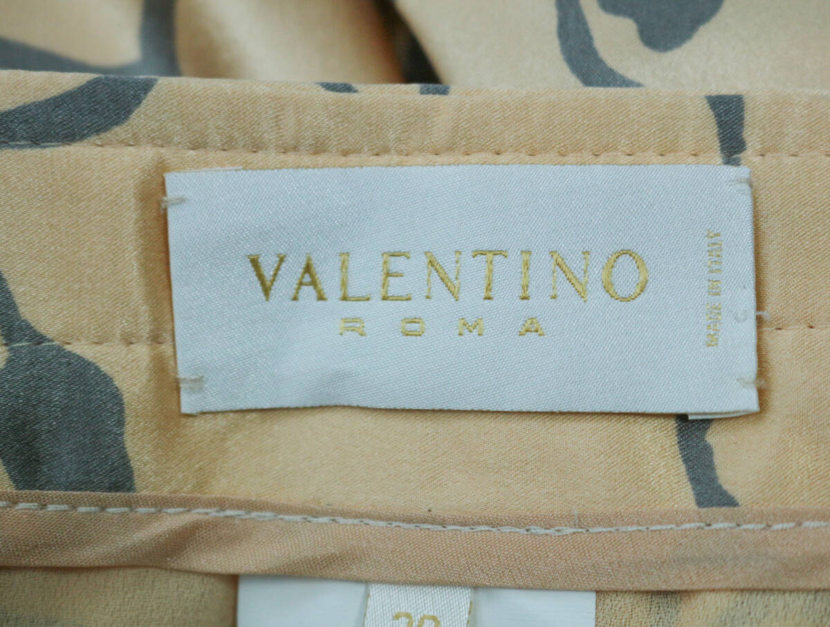A964/VALENTINO/ヴァレンティノ/イタリア製/シルクフレアスカート/ボックスプリーツスカート/ミディ丈/総柄/レディース/38サイズの画像4