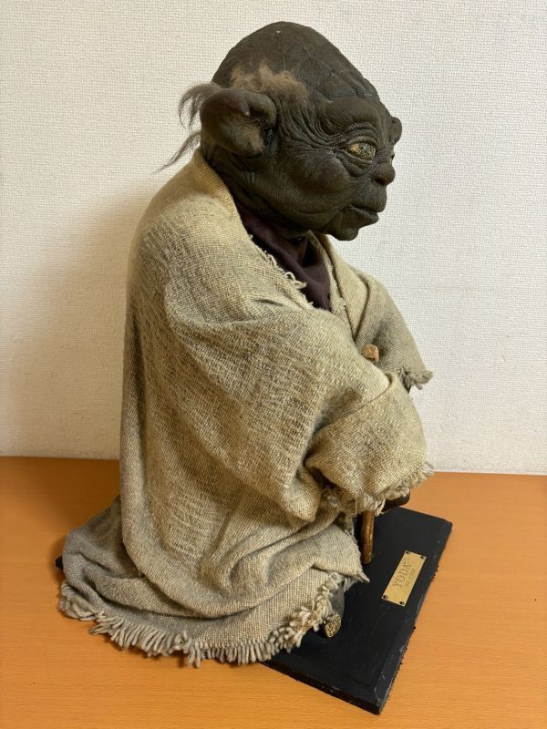 スターウォーズ ヨーダ 等身大フィギュア 限定9500体 1302/9500 高さ約61cm イリューシブ社 YODA STAR WARSの画像3