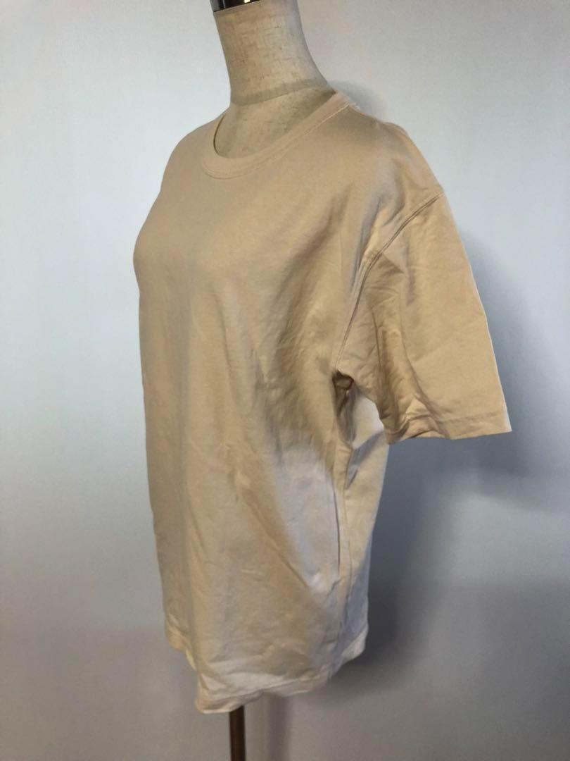 UNIQLO 厚手Tシャツ　Mサイズ(^^)3070