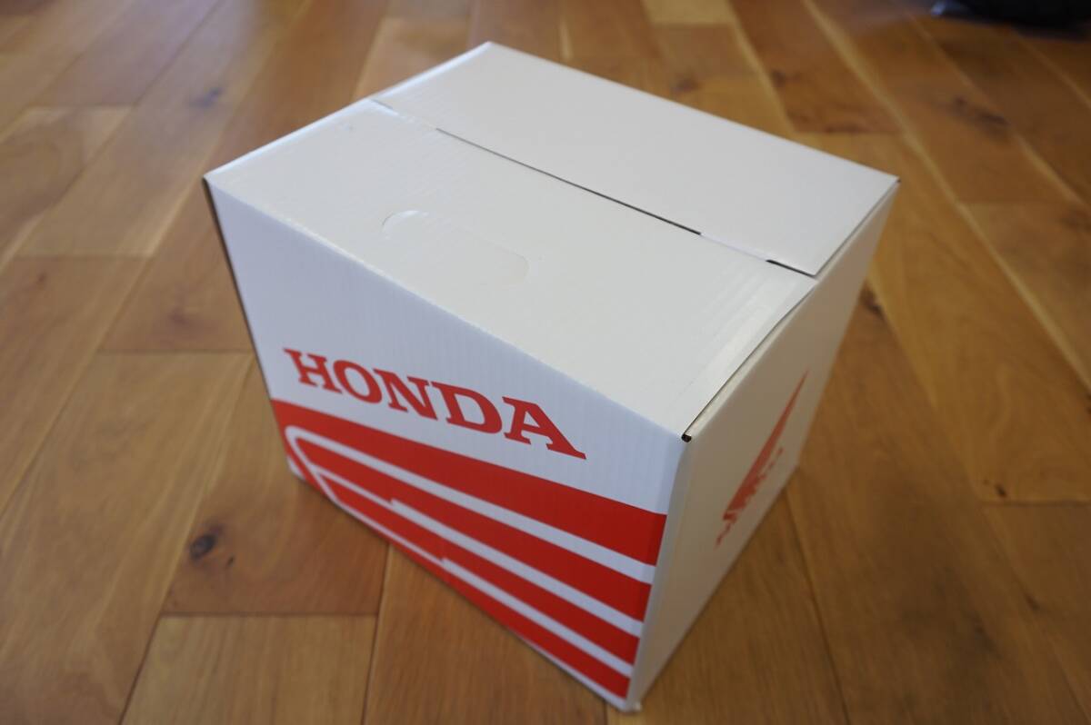 HONDA純正用品ヘルメット　monkey　モンキー　アイボリー×レッド　Ｍサイズ　国内正規　未使用新品　送料無料　_画像7