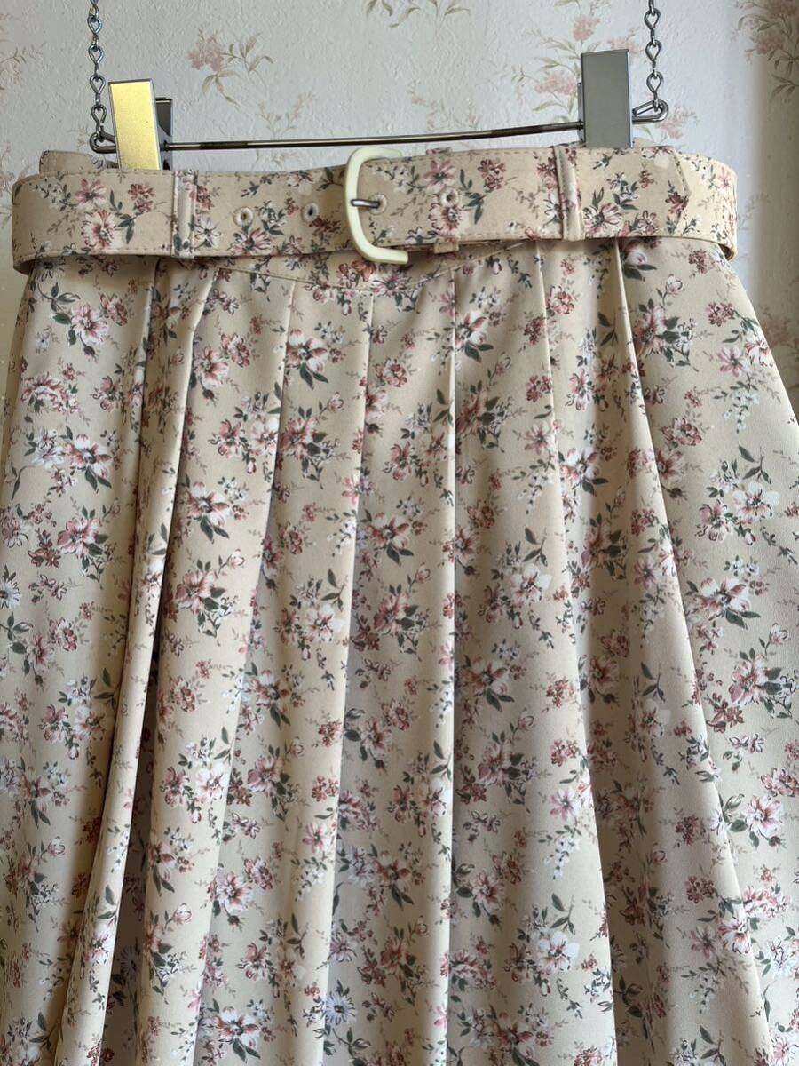  made in Japan * make-up let * elegant . floral print. blouse & also cloth belt attaching skirt One-piece manner setup beautiful goods flower botanikaru pattern 