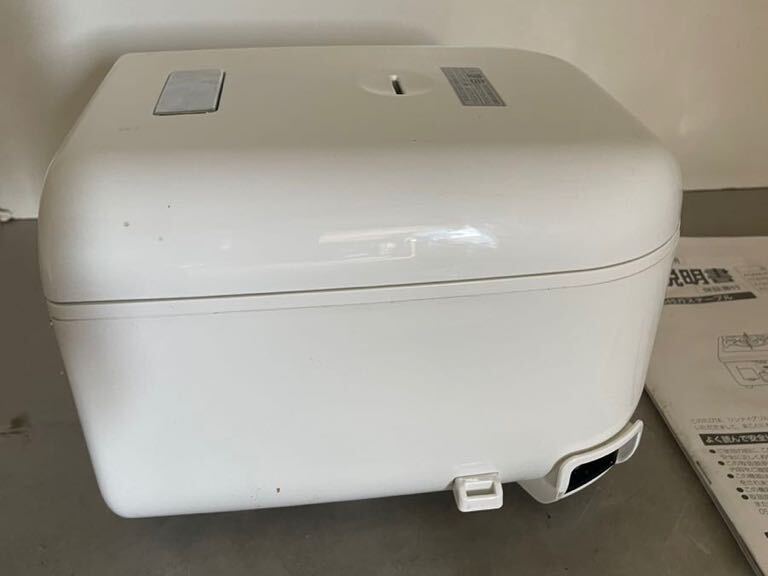 TIGER タイガー JAJ-G550 ナチュラルホワイト 3合炊き tacook 2019製 マイコンジャー 炊飯器 炊きたて★INJ1149_画像4